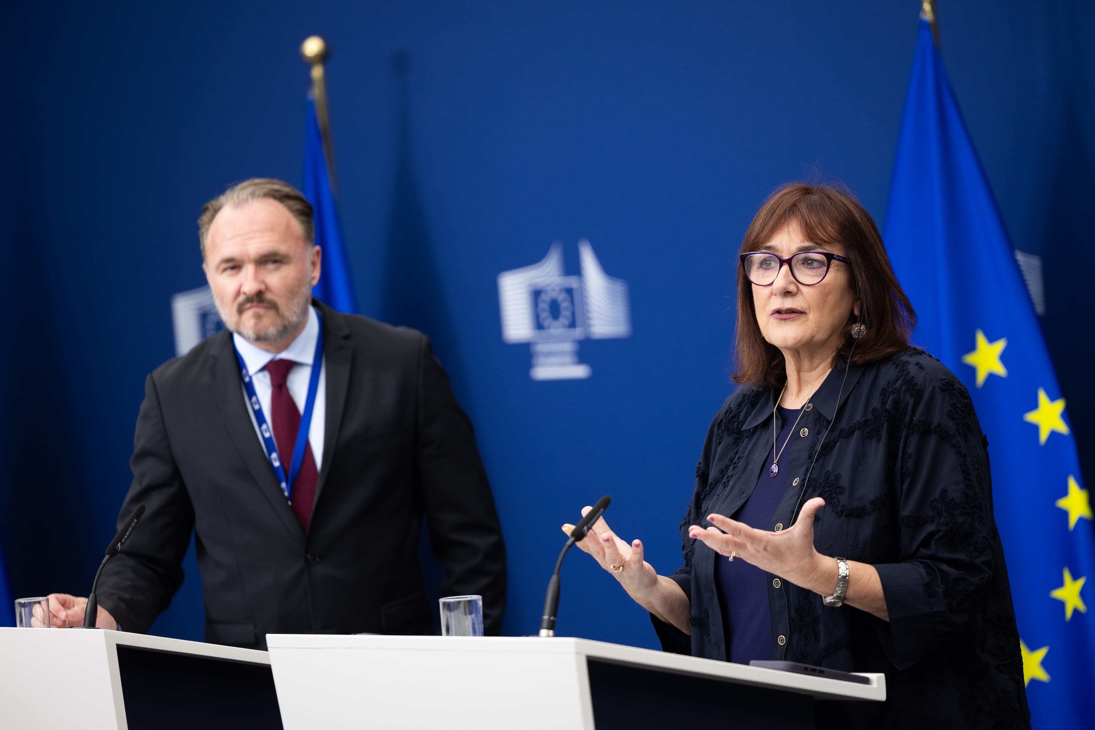 Uniunea Europeană vrea să mobilizeze până la 25 de miliarde de euro pentru energie regenerabilă și tehnologii curate în Mediterana