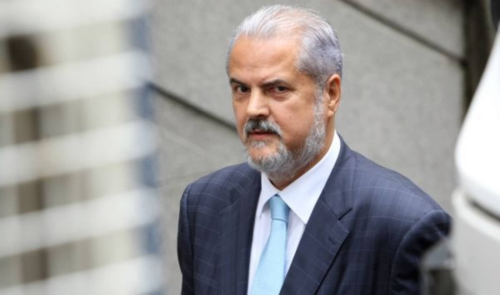 Adrian Năstase: Călin Georgescu a fost „candidatul fără chip"