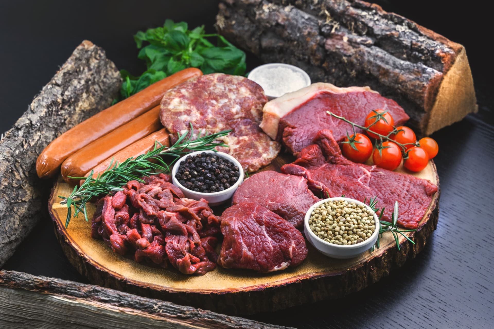 Agenția Europeană de Mediu spune că Europa își poate reduce emisiile și dependența de furaje importate prin diversificarea proteinelor