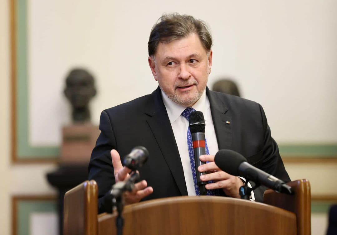 Alexandru Rafila: În această săptămână şi săptămâna viitoare vom plăti integral cele 10,3 milioane de lei care reprezintă plata investiţiilor pentru cele 143 de cereri de finanţare din PNRR, depuse până la sfârşitul anului trecut