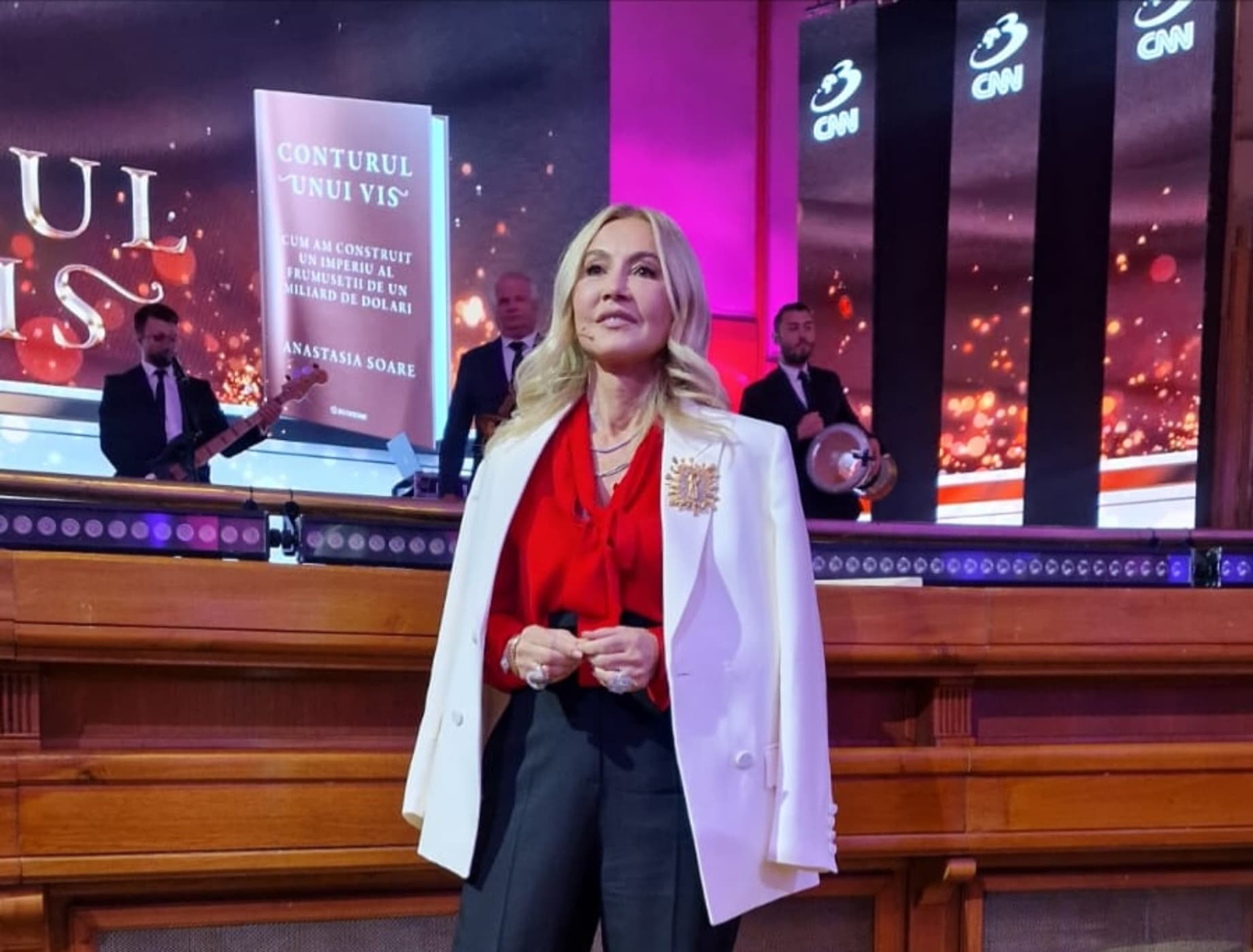 Anastasia Soare își lansează biografia la București. Cât costă să o întâlnești pe cea mai bogată româncă