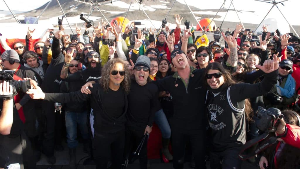 Artiștii români care au intrat în Cartea Recordurilor concertând în Antarctica!