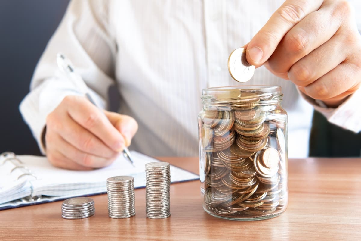 Banii ca responsabilitate. Ce înseamnă de fapt să ai grijă de finanțele tale