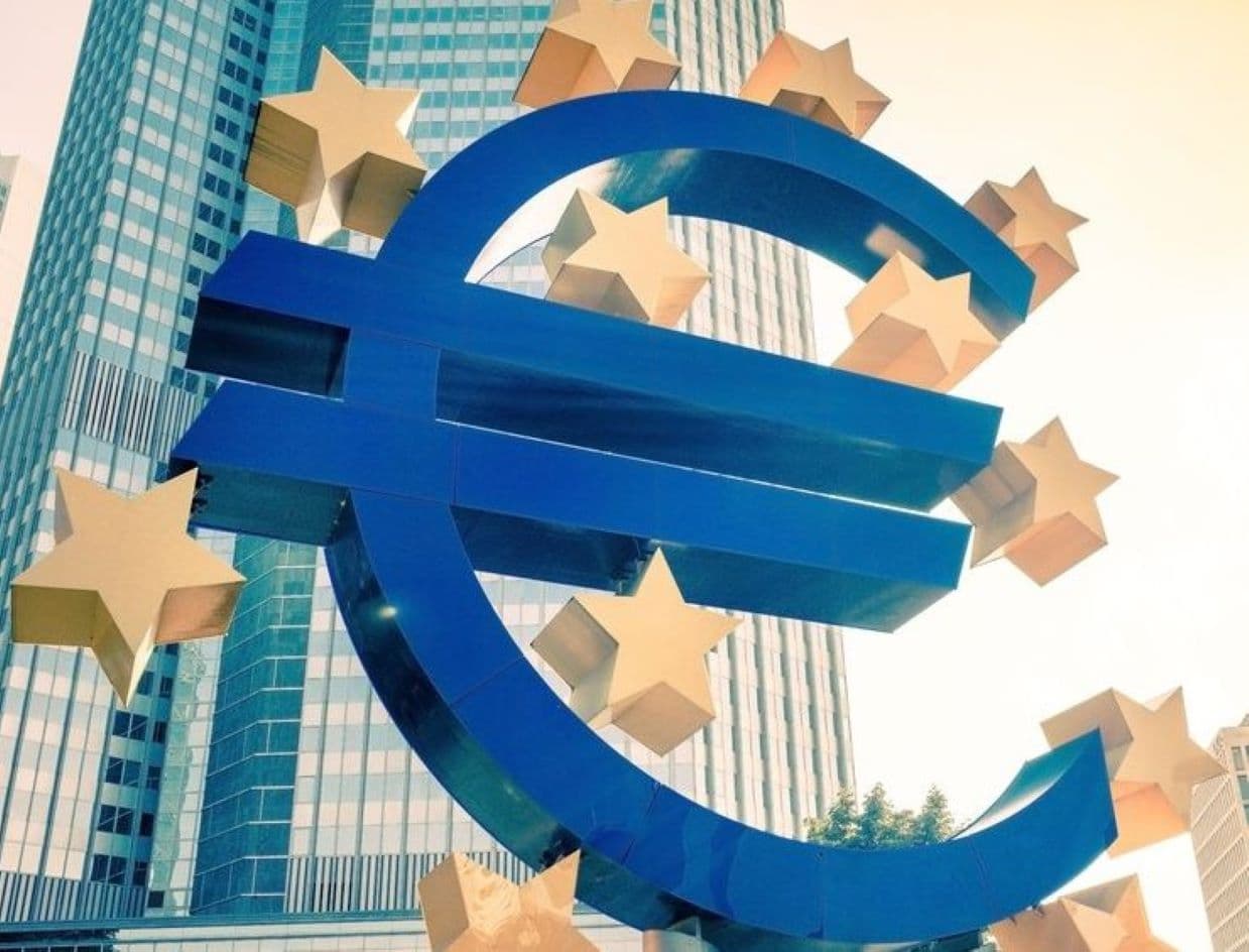 Război comercial UE-SUA. BCE aplică o amendă uriașă băncii americane JP Morgan