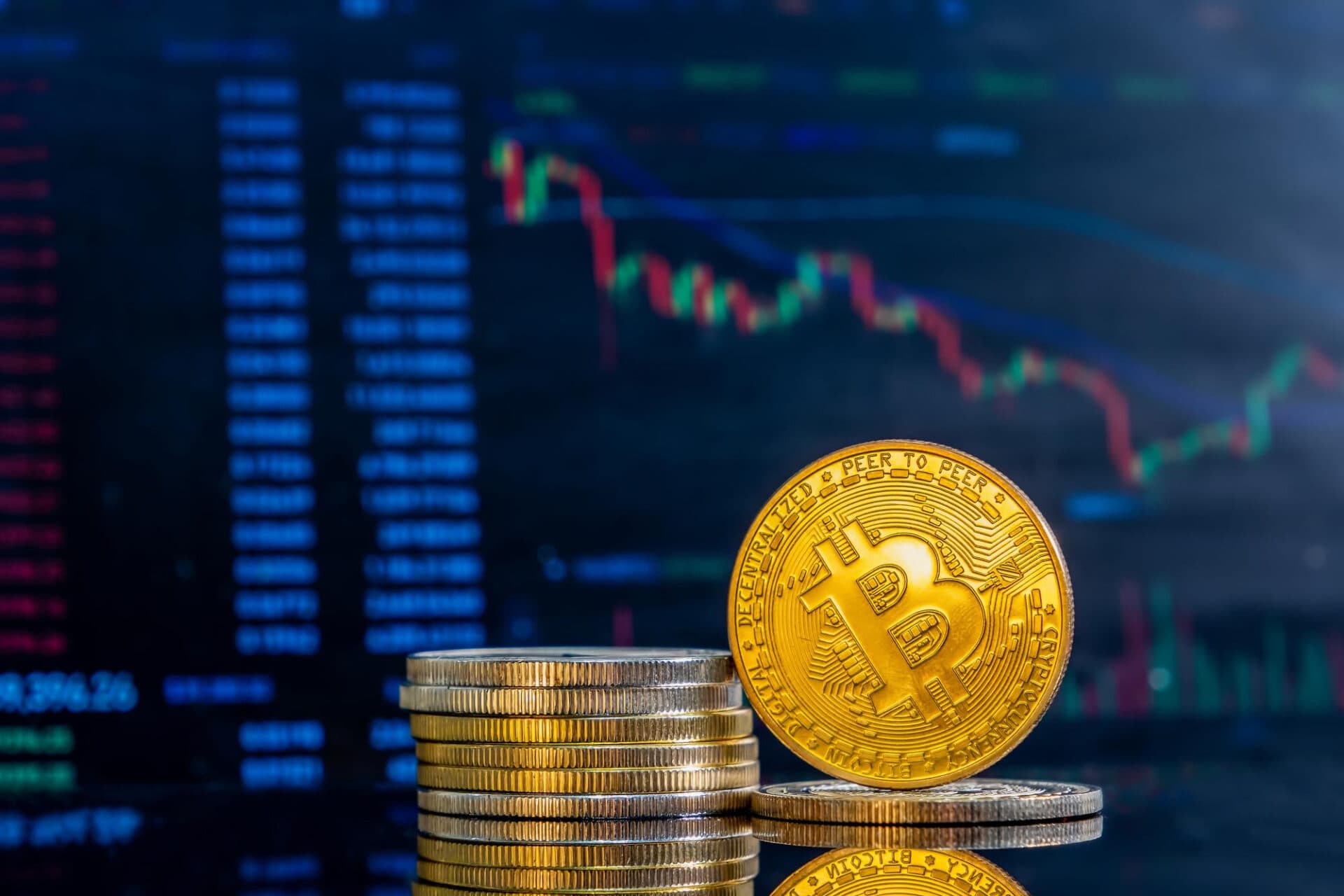 Bitcoin își revine după turbulențe, iar BlackRock înregistrează volume record