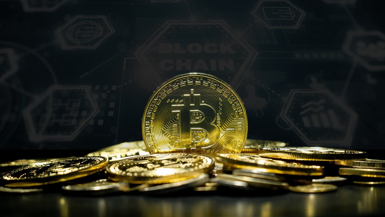 Bitcoin, pe o pantă descendentă? 3 Lucruri pe care trebuie să le faci dacă investești în Cripto