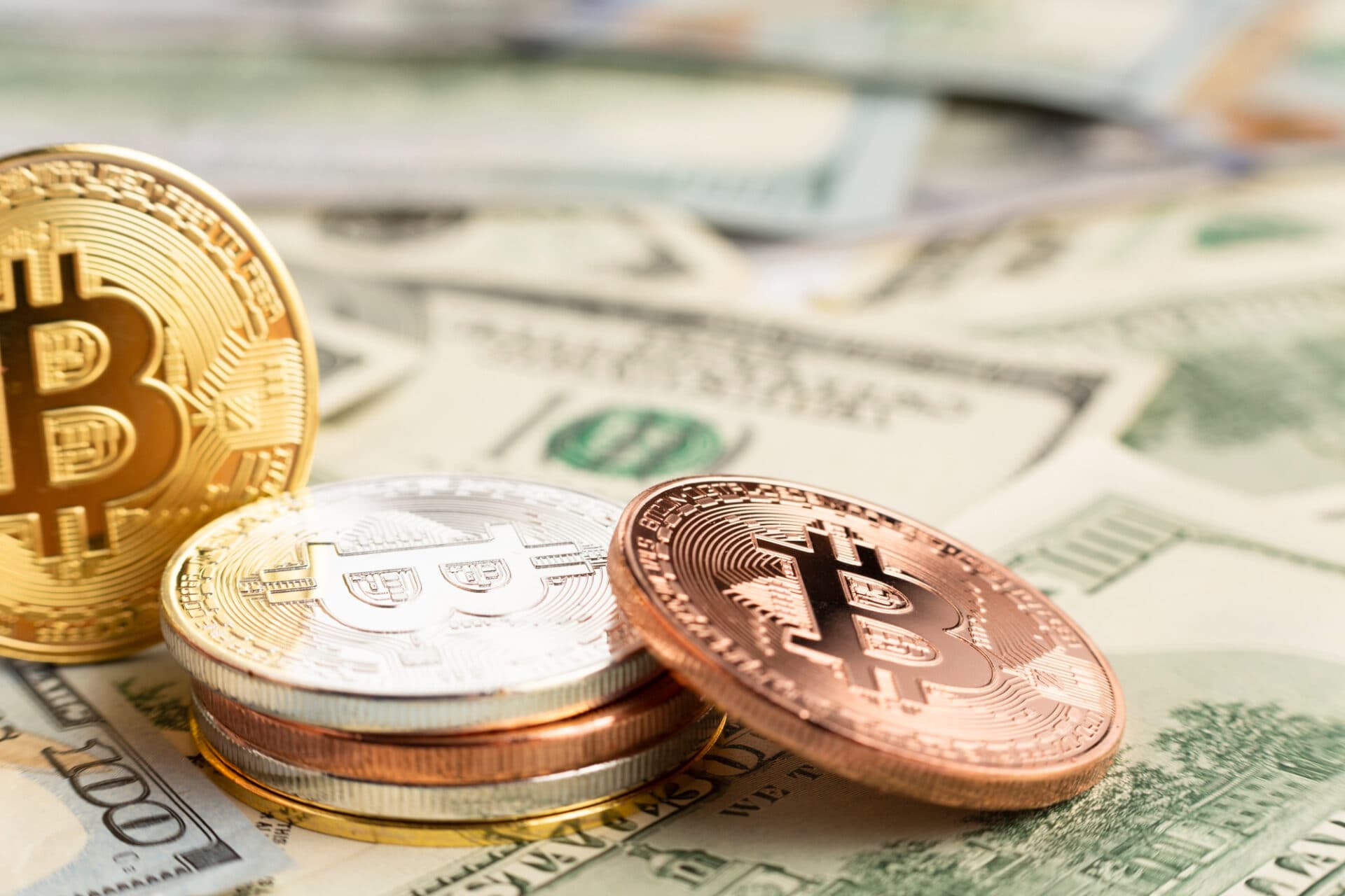 Bitcoin scade, dar o criptomonedă se apreciază cu 15% în câteva zile