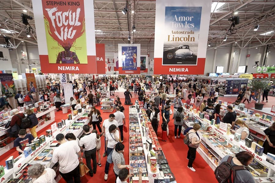 Bookfest 2025 s-a încheiat cu record de vizitatori și vânzări. Ce cârți au cucerit publicul