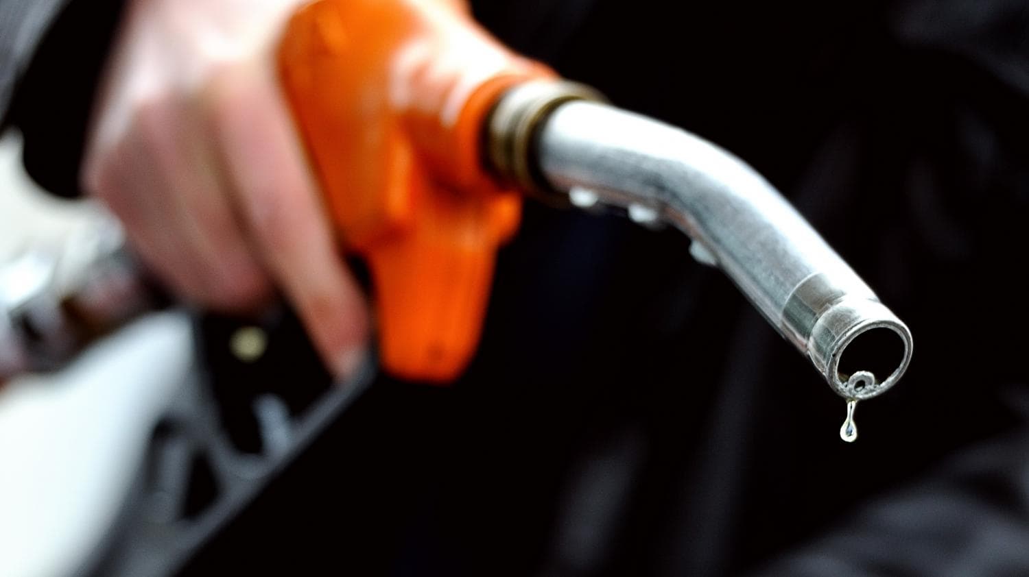 Cât de ieftină e motorina sau benzina din Bulgaria față de cea din România