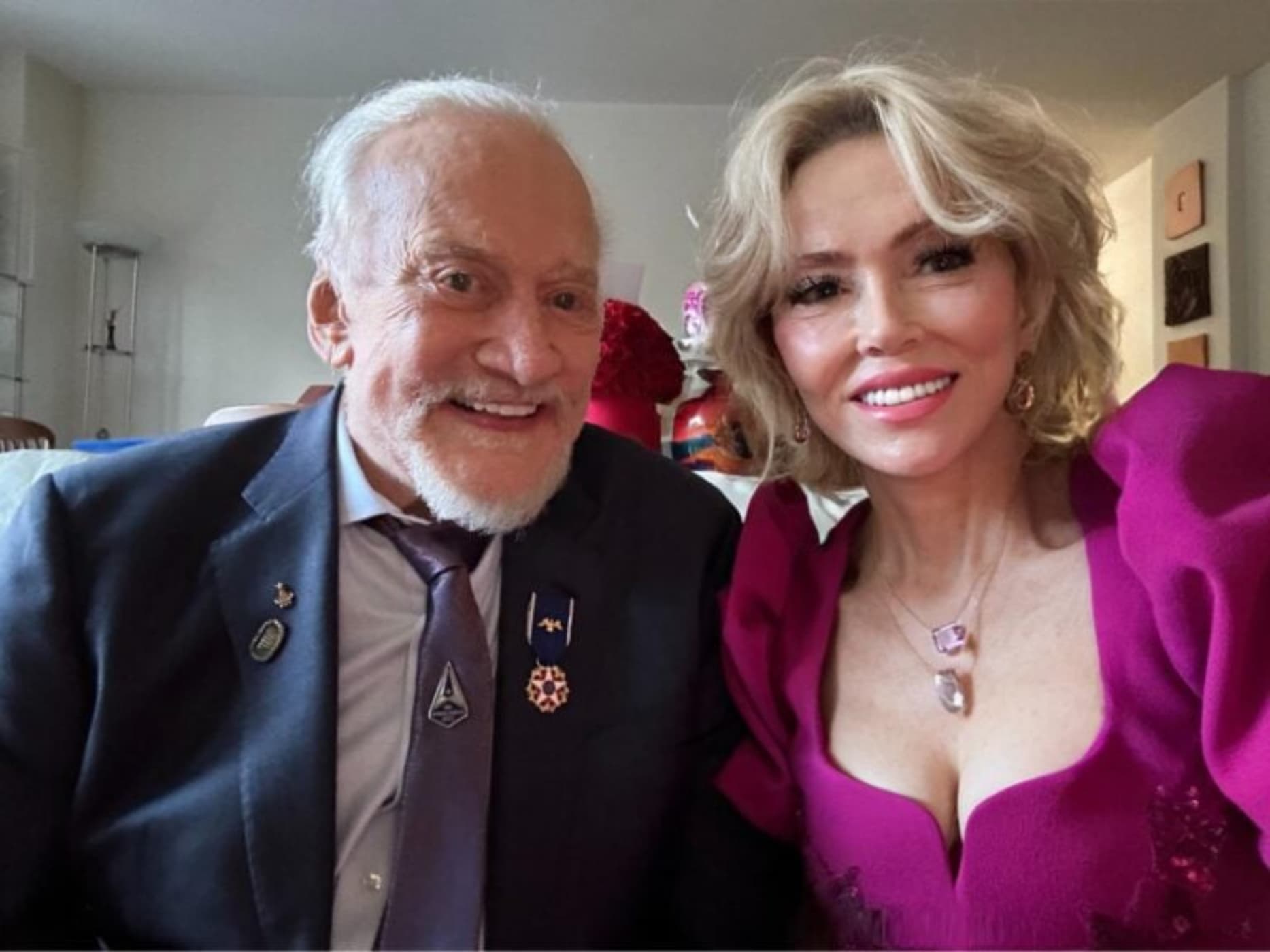 Ce avere a lăsat românca Anca Faur, care i-a cucerit inima legenarului astronaut Buzz Aldrin