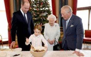 Ce servește la masa de Crăciun familia regală britanică. Au de ales între 15 feluri de carne