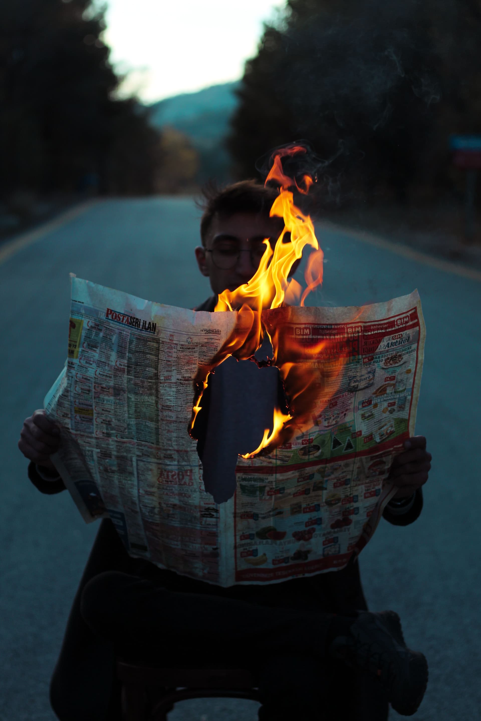CEPS spune că Uniunea Europeană trebuie să trateze concentrarea media ca risc pentru democrație