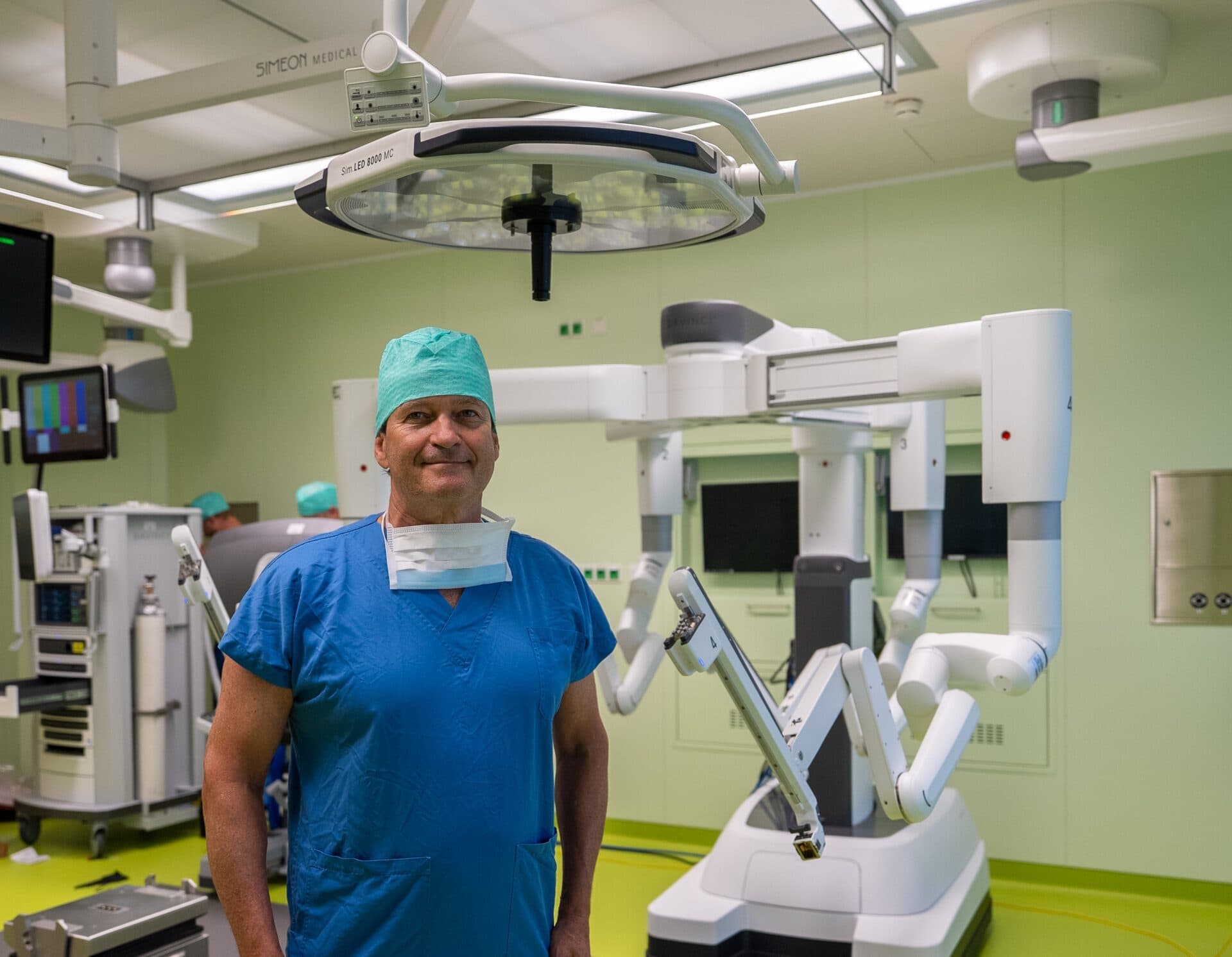 Chirurgie robotică de ultimă generație la Spitalul Privat Döbling: Sistemul de chirurgie robotică Da Vinci Xi