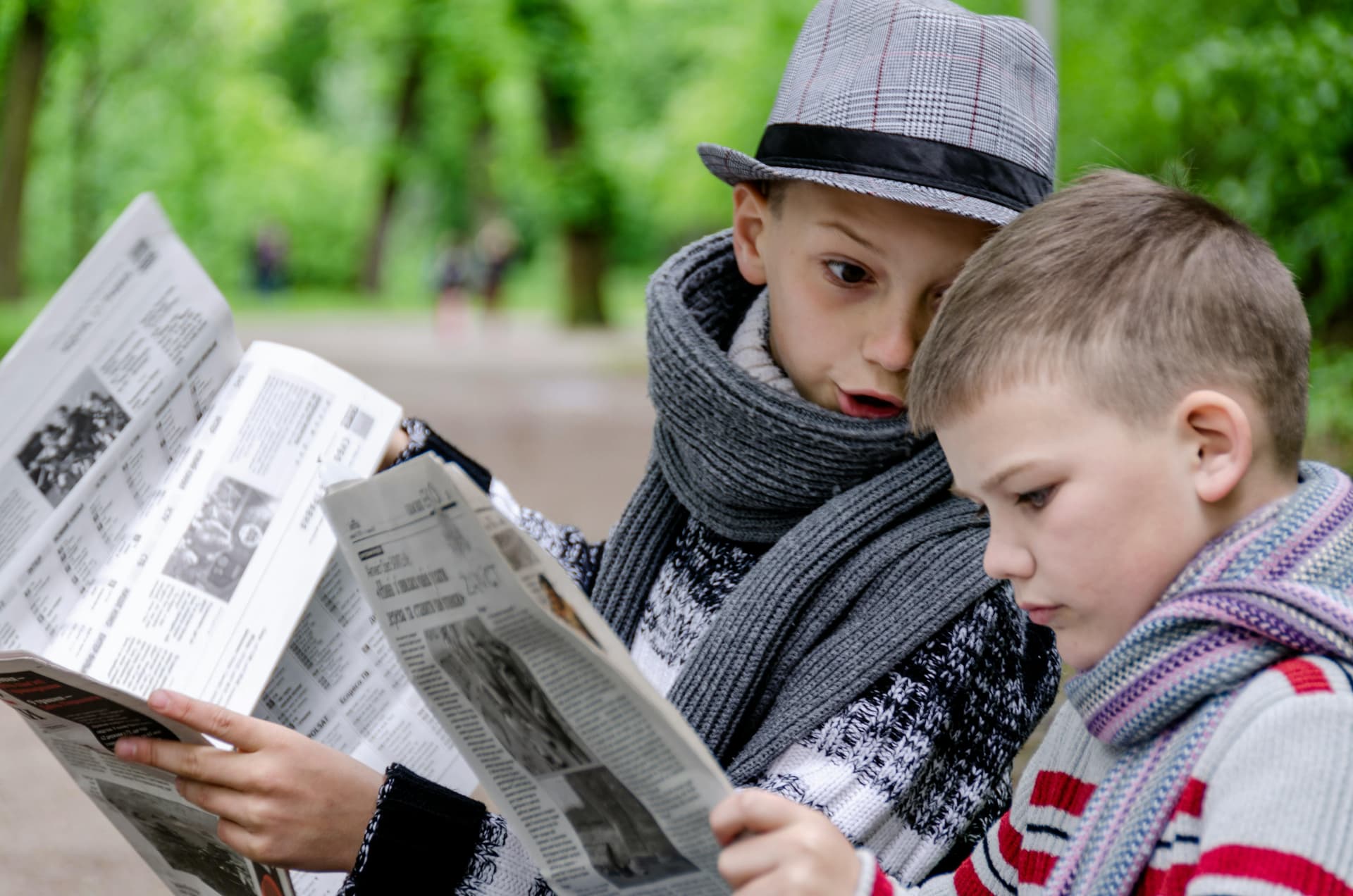 Comisia Europeană pregătește un cadru de alfabetizare AI, iar PISA 2029 va testa media literacy și AI literacy
