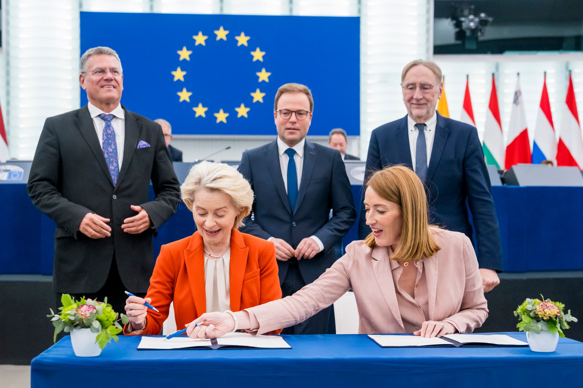 Comisia Europeană și Parlamentul European își actualizează acordul de cooperare