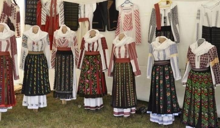 Costul unui costum popular românesc. Între tradiție și investiție culturală