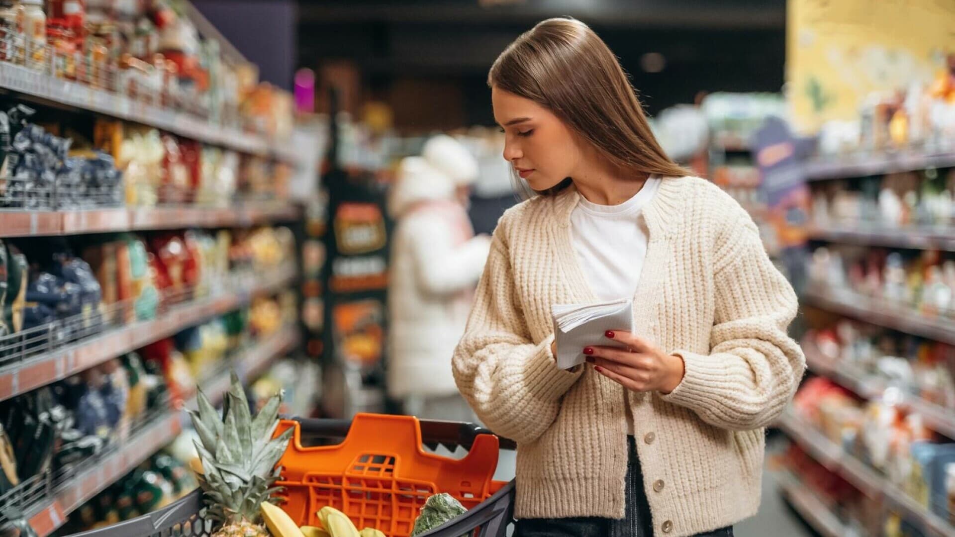 Cum să economisești la cumpărăturile zilnice cu liste inteligente