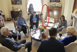 Dăncilă, primită în America cu bâte de baseball