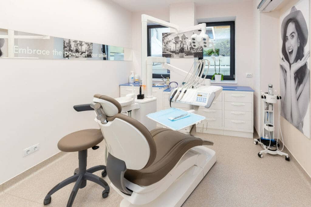 DENT ESTET își continuă extinderea la nivel național și deschide o nouă clinică stomatologică, în Ploiești, în urma unei investiții totale de 1,7 milioane de euro