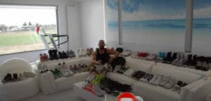 Dorian Popa a băgat o avere în pantofi. Are încălțări de 40.000 de euro! ”Valoarea lor a mai scăzut, dar au rămas la fel de frumoși”