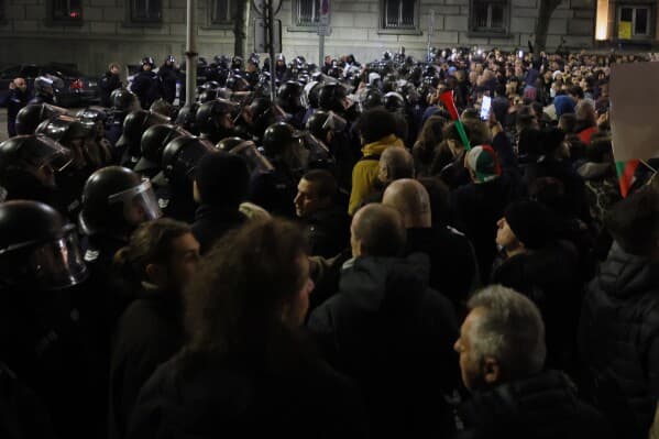 Economia Bulgariei, sub presiunea protestelor și a politicilor fiscale