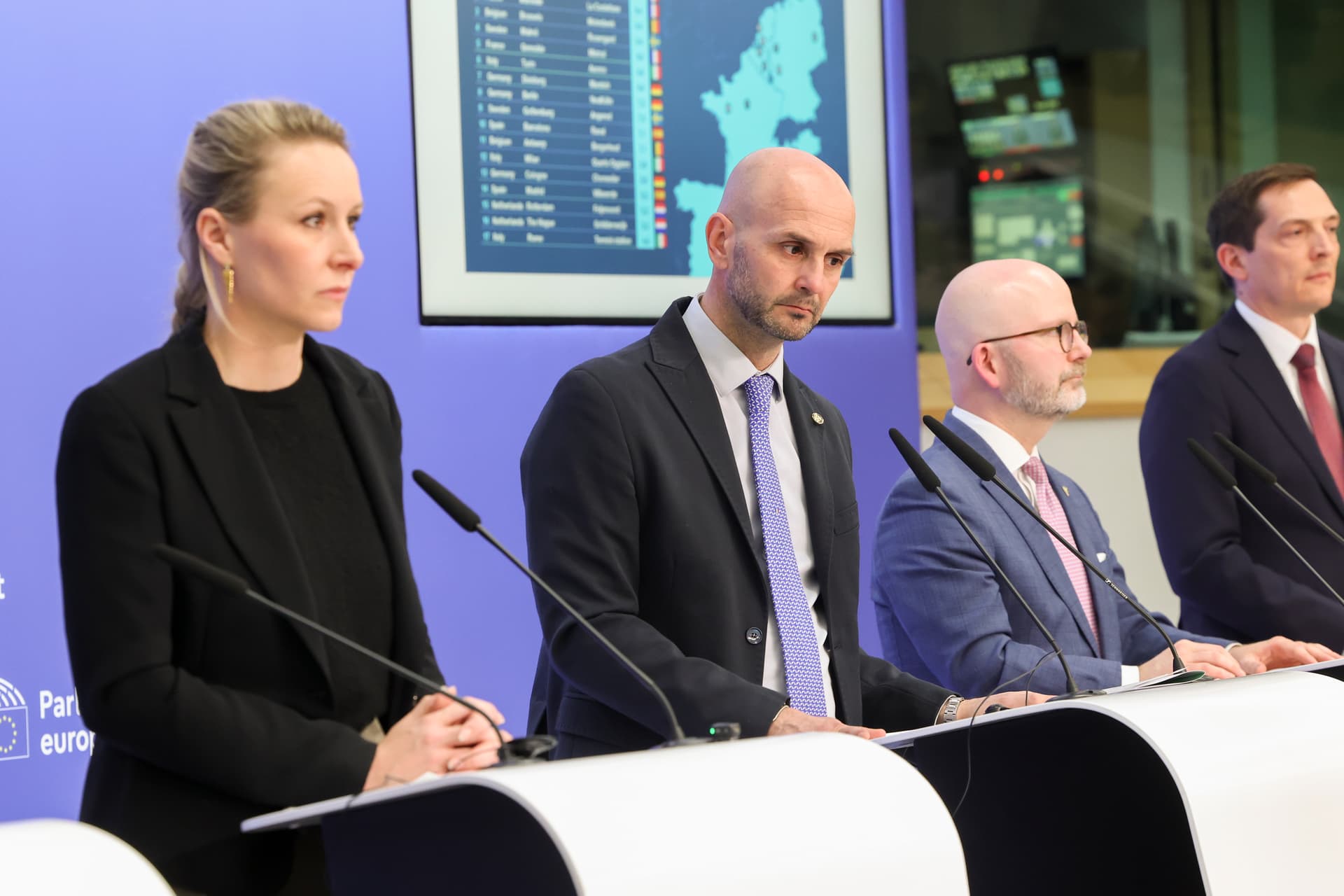 ECR lansează la Bruxelles raportul despre „no go zones” și îl leagă de dezbaterea europeană privind migrația