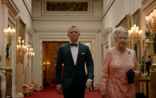 El este noul 007! După trei ani de speculații, s-a decis: tot un bărbat va fi James Bond. 7 miliarde $ sunt încăsările francizei