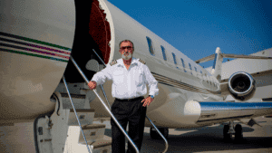 Ele sunt vedetele noastre ce dețin avioane private! FOTO