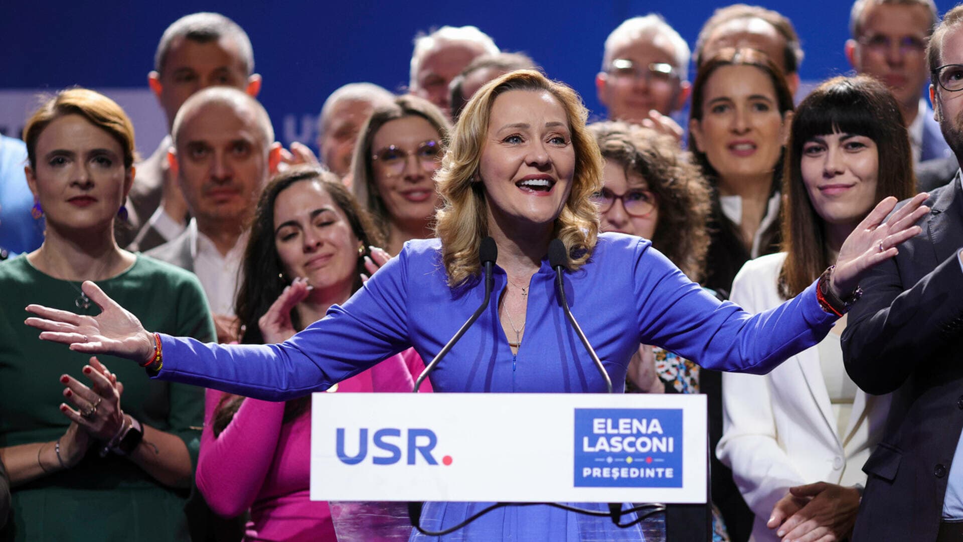Elena Lasconi transmite că „fiecare trebuie să punem umărul pentru a câştiga aceste alegeri”