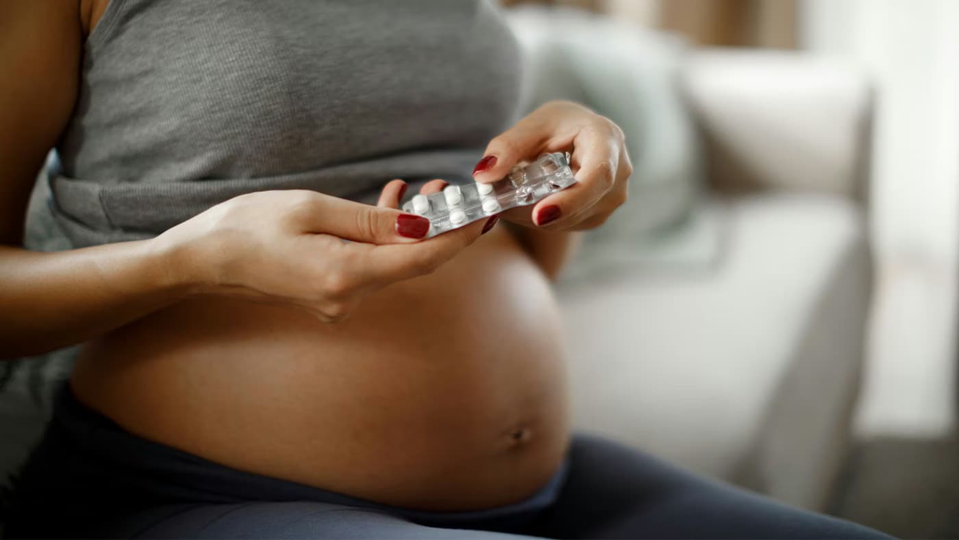 EMA confirmă siguranța paracetamolului în sarcină în urma unui nou studiu
