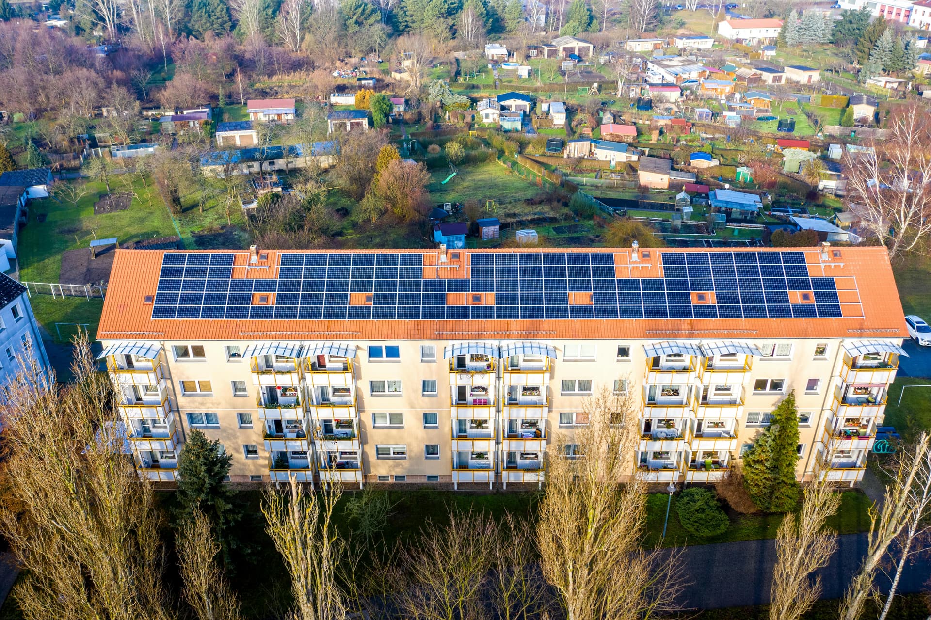 EPPO investighează în Slovenia o fraudă cu fonduri UE pentru panouri solare de aproape 1 milion de euro