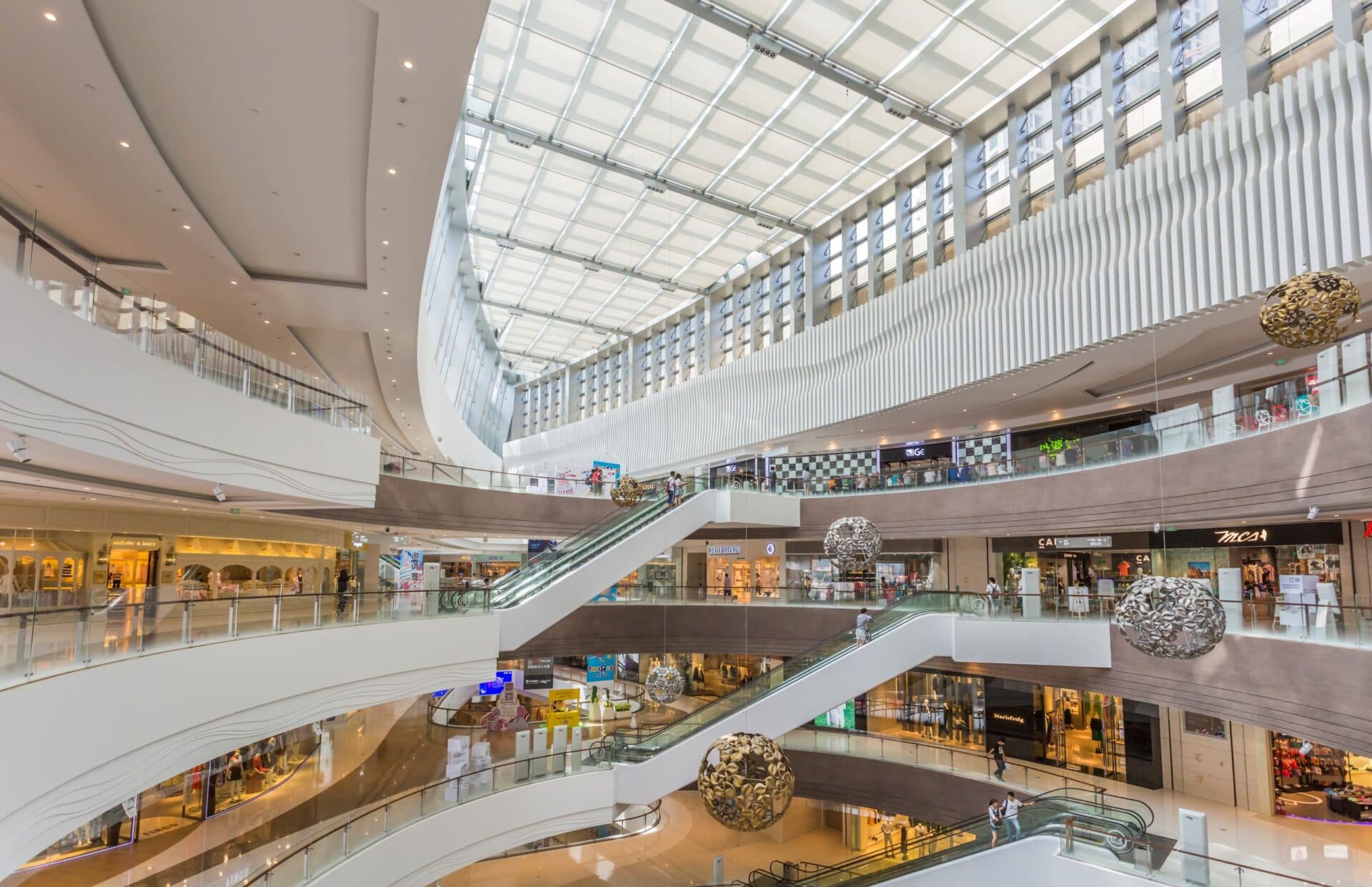 EY: Retailul din România trebuie să își regândească modelele de afaceri pentru a rămâne competitiv