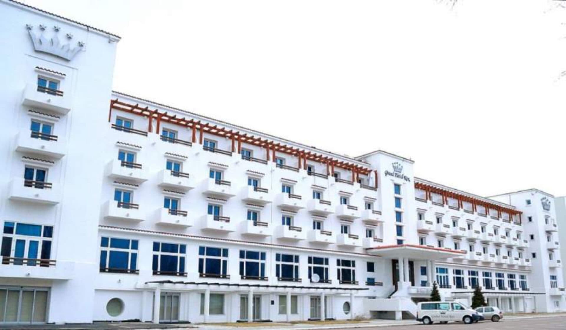 Hotelul Rex din Mamaia, scos la licitație pentru 10 milioane de euro