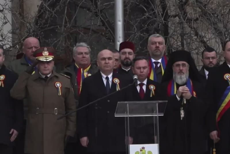 Ilie Bolojan, huiduit în Piața Unirii din Focșani