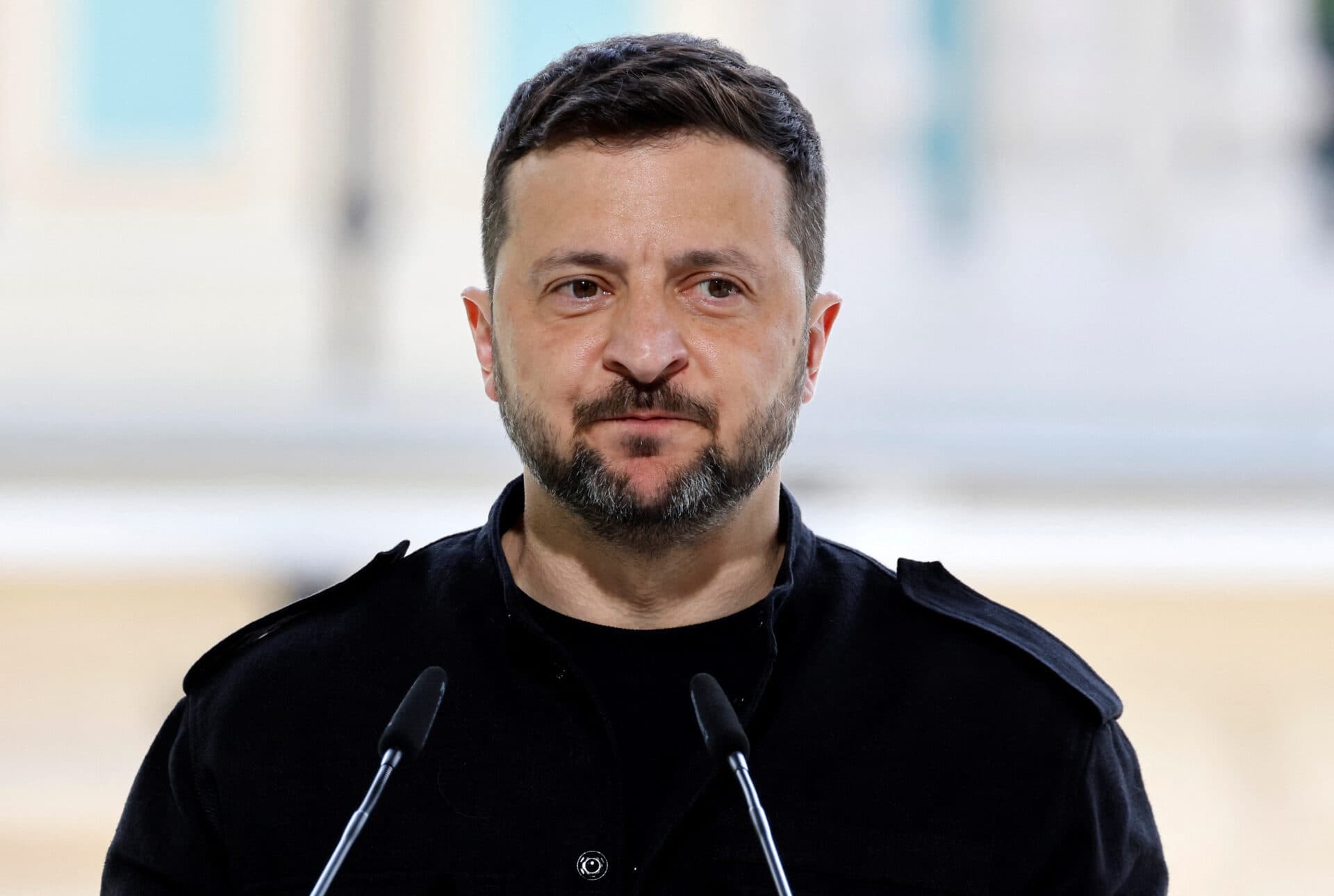 În prima convorbire cunoscută cu un lider străin, Papa a discutat cu Zelenski