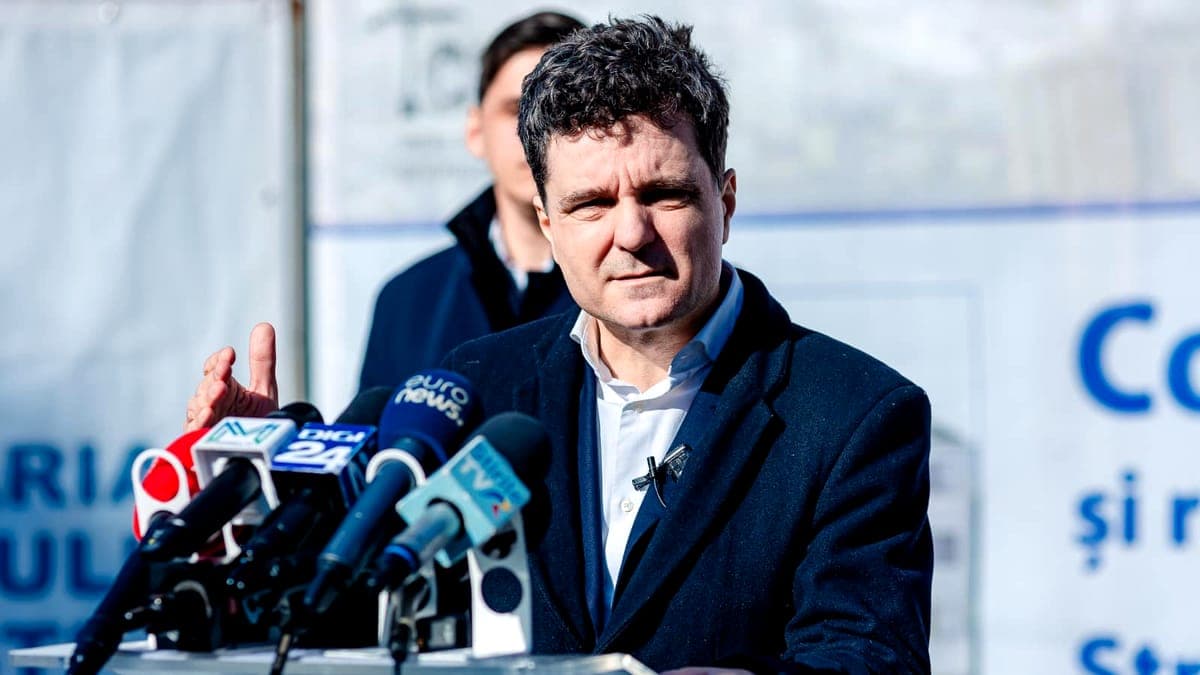 Începe repararea străzilor din București. Anunțul făcut de Nicușor Dan: „Intervențiile vor avea loc în toate sectoarele”