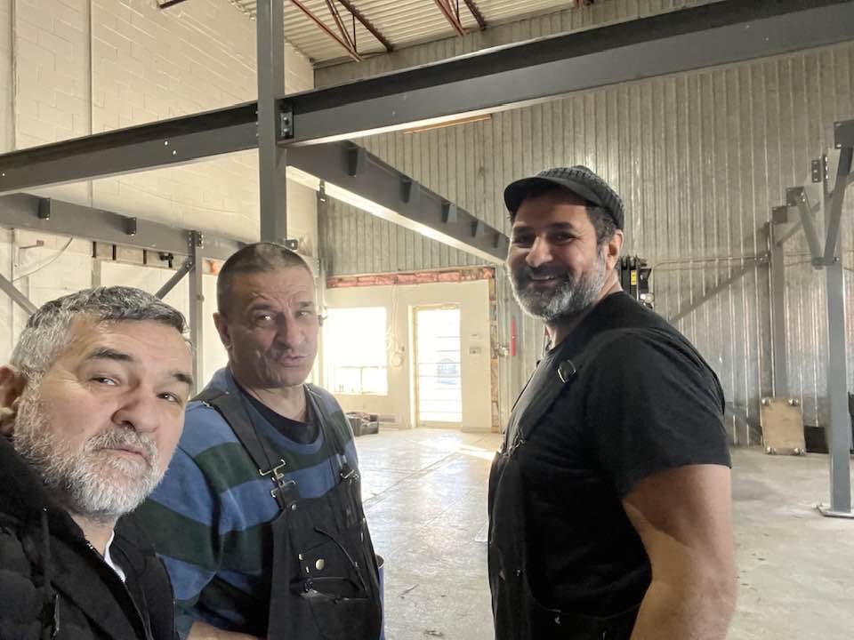 Leonard Doroftei își va deschide propria academie de box, în Montreal. După falimentul pub-ului său a luat-o de la zero în Canada