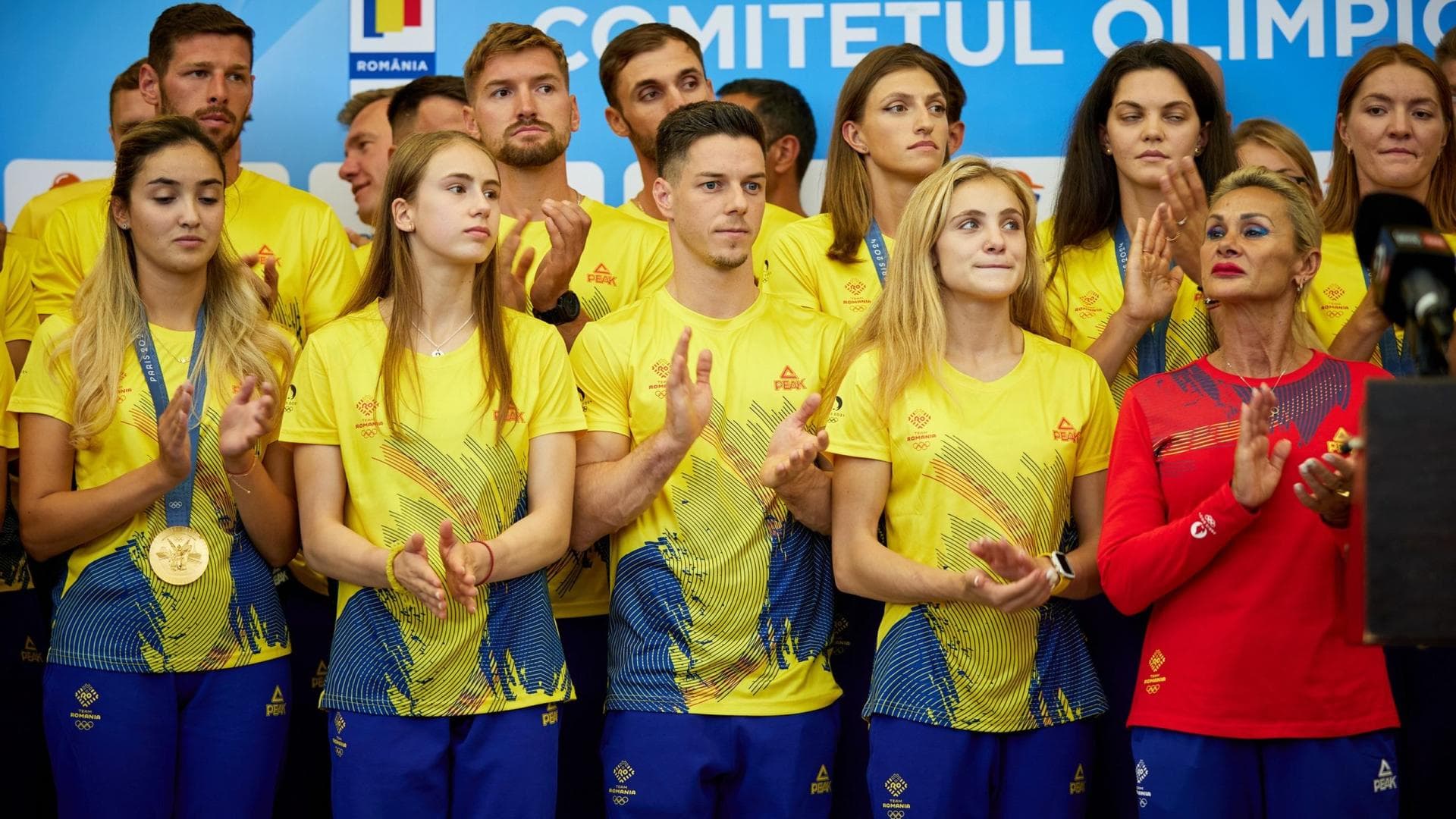 Marii campioni ai sportului românesc transmit gânduri bune de Crăciun românilor