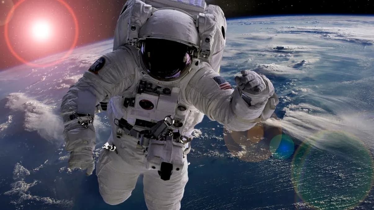 Masa de 23.000 de euro pe zi a unui cosmonaut nu va mai fi servită cu racheta! Costurile vieții cresc și în spațiu