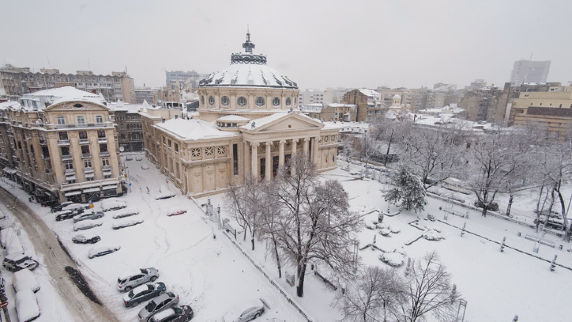 Meteorologii anunță ninsoare în București de Ajunul Crăciunului