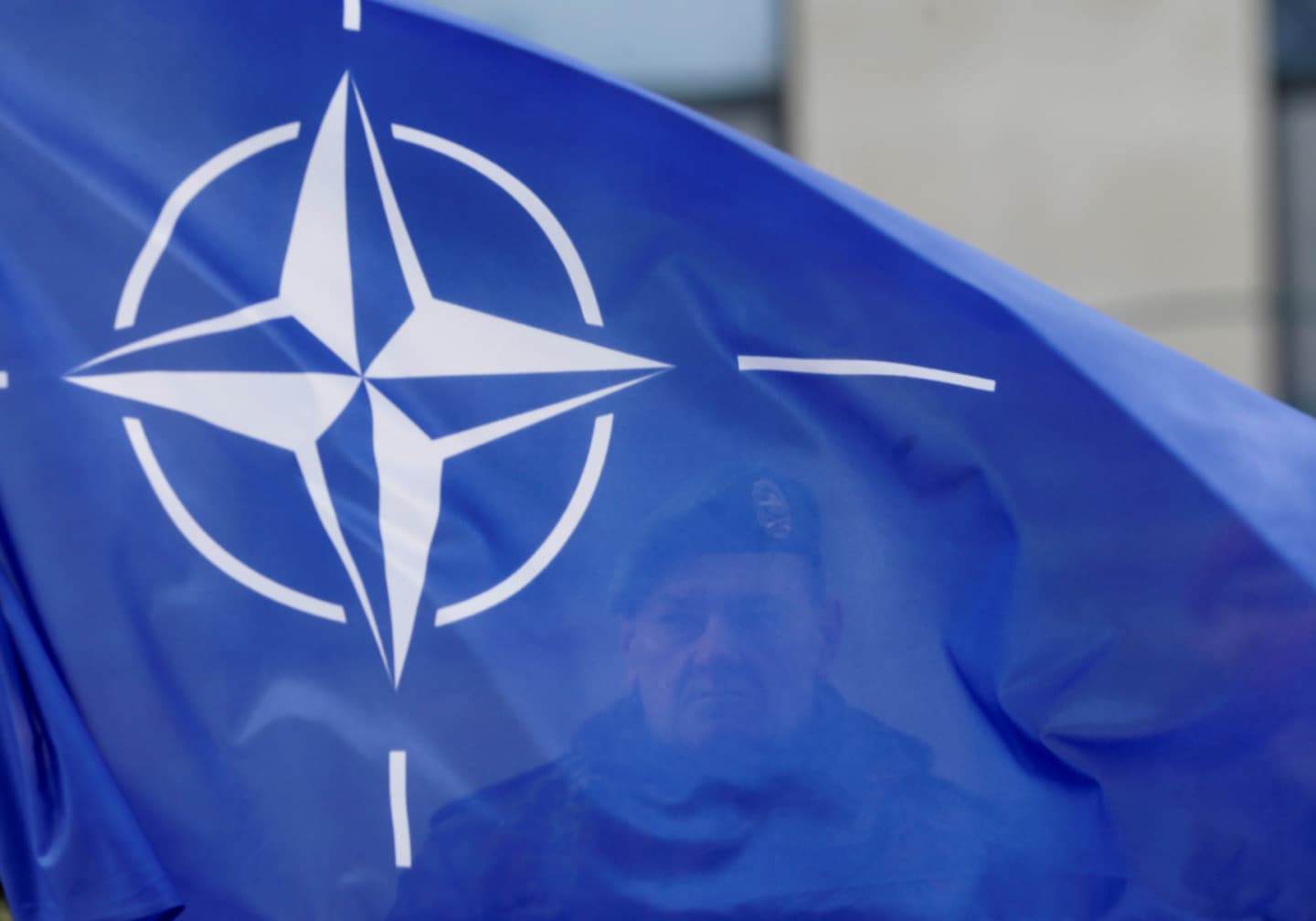 Miniștrii de externe NATO discută sprijinul pentru Ucraina la Bruxelles