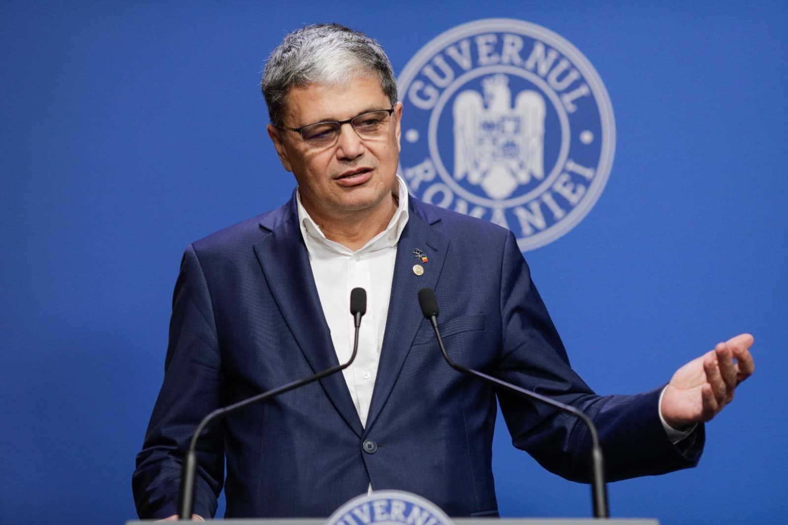 Ministrul Finanţelor: Anul 2024 este cu zero impozite şi taxe. E respectul minim, decenţa minimă pentru mediul de afaceri şi nici nu ar fi corect şi cinstit / O reformă a sistemului de impozite şi taxe, în discuţie din 2025