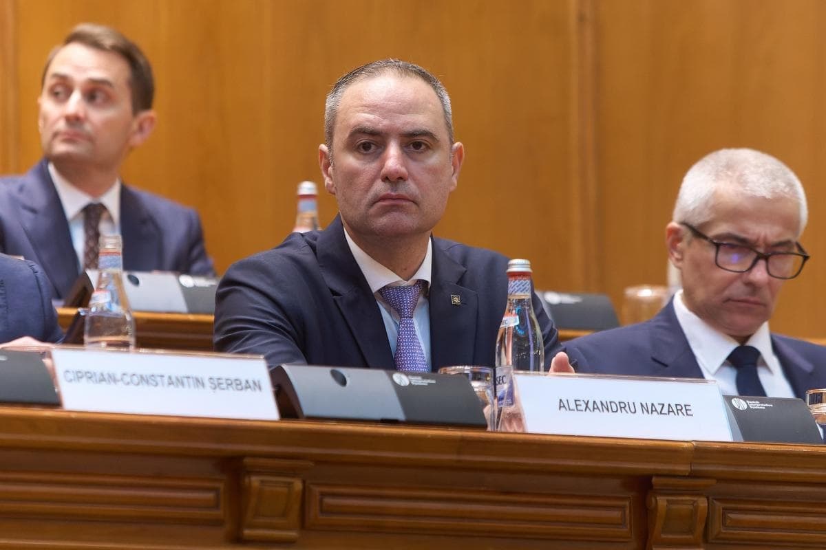 Veste excelentă de la ministrul Finanţelor: Am redus la jumătate deficitul!