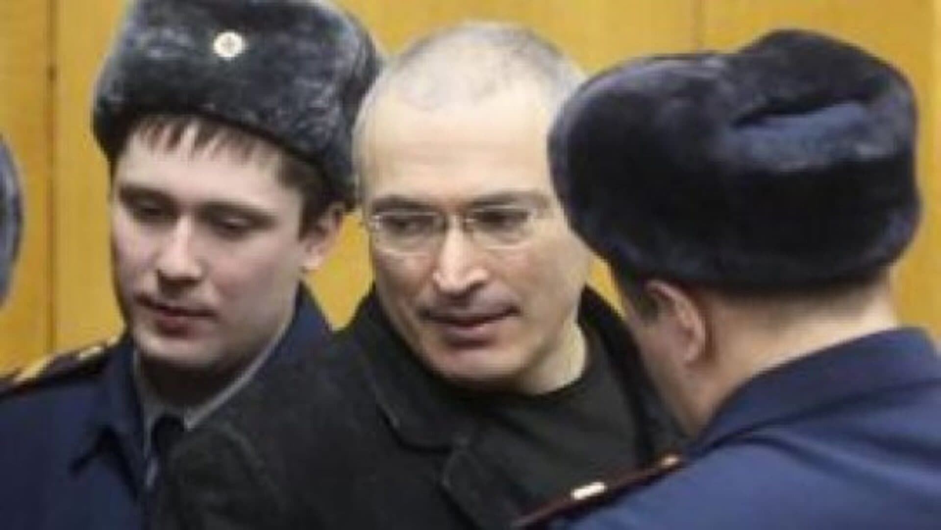 Moscova va rămâne captivă naraţiunii imperialist-militare timp de zeci de ani - Mihail Hodorkovski