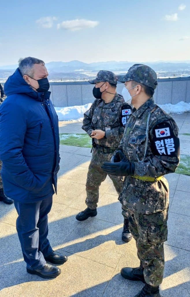 Nicolae Ciucă şi Marcel Ciolacu, în mijlocul conflictului: Au vizitat zona demilitarizată dintre cele două state coreene
