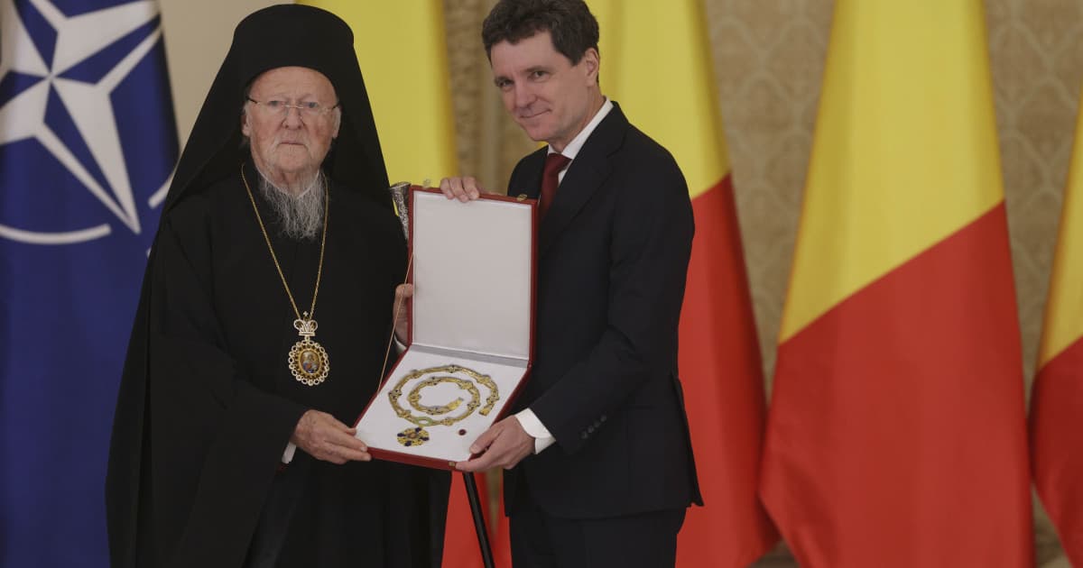 Nicușor Dan reafirmă rolul statului ca garant al libertății de credință