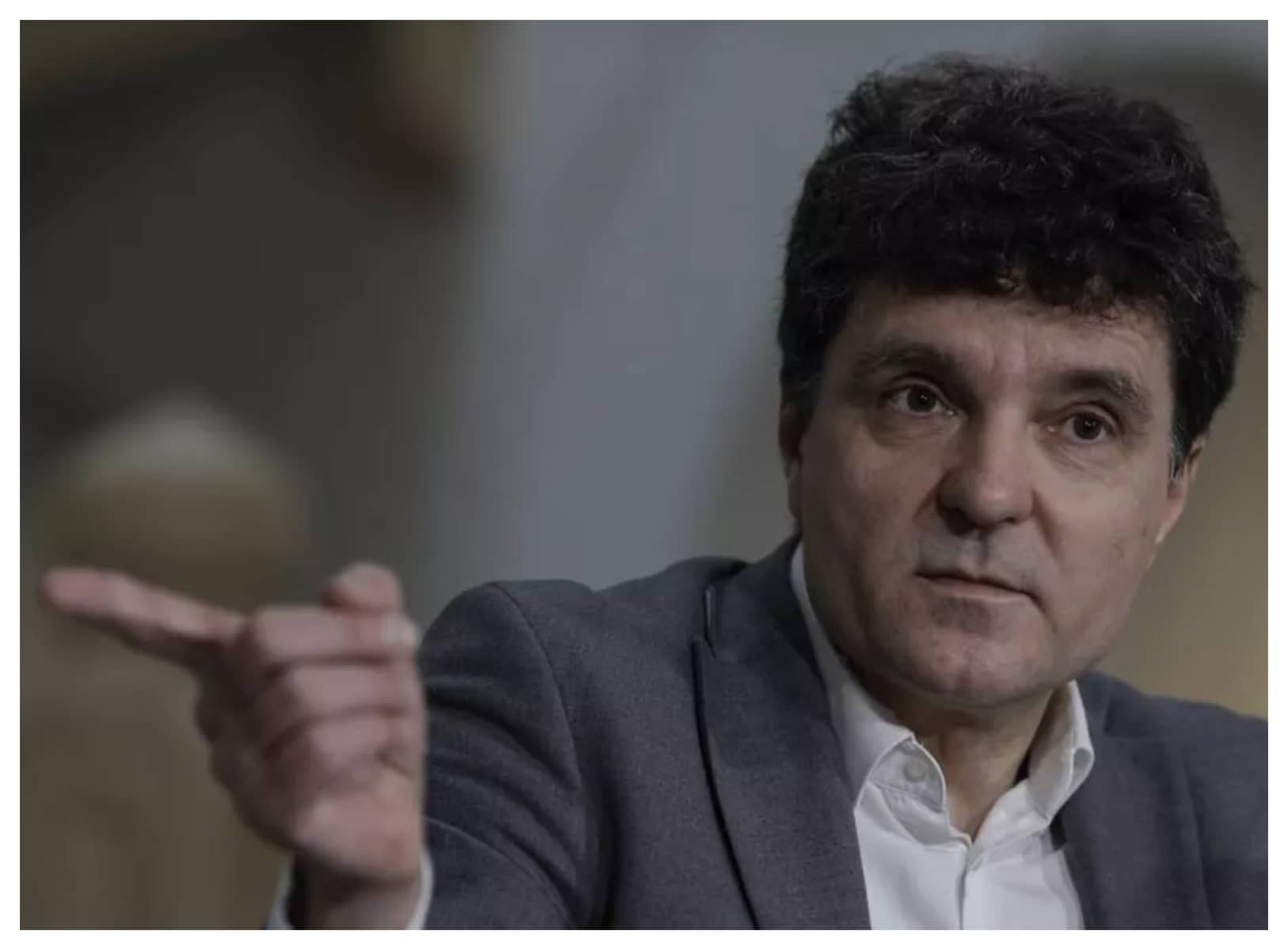 Nicuşor Dan: Trebuie respectat votul oamenilor. Suntem în mijlocul unei crize sociale