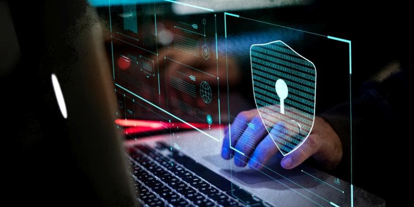 Noua fraudă pe internet: Îți promit bani mulți în numele statului român