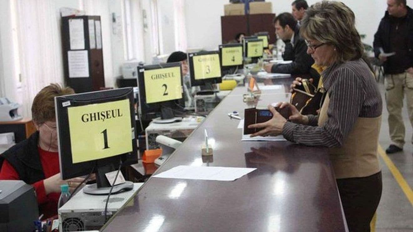 Numărul posturilor ocupate în instituțiile publice din România a scăzut