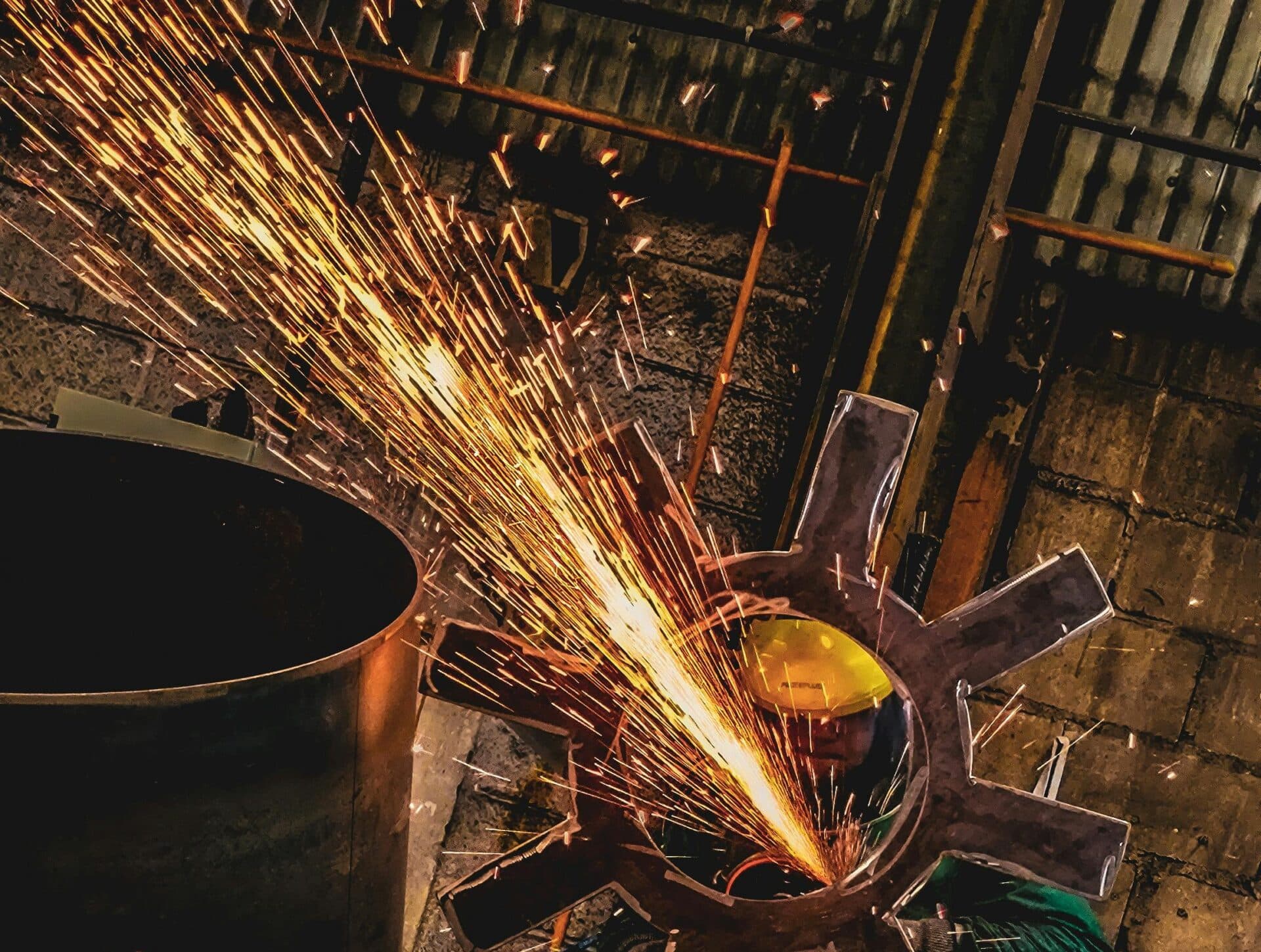 O decizie a Londrei pare a fi semnalul că industriile strategice trebuie să revină în Europa